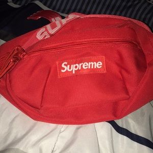 Supreme Fannypack